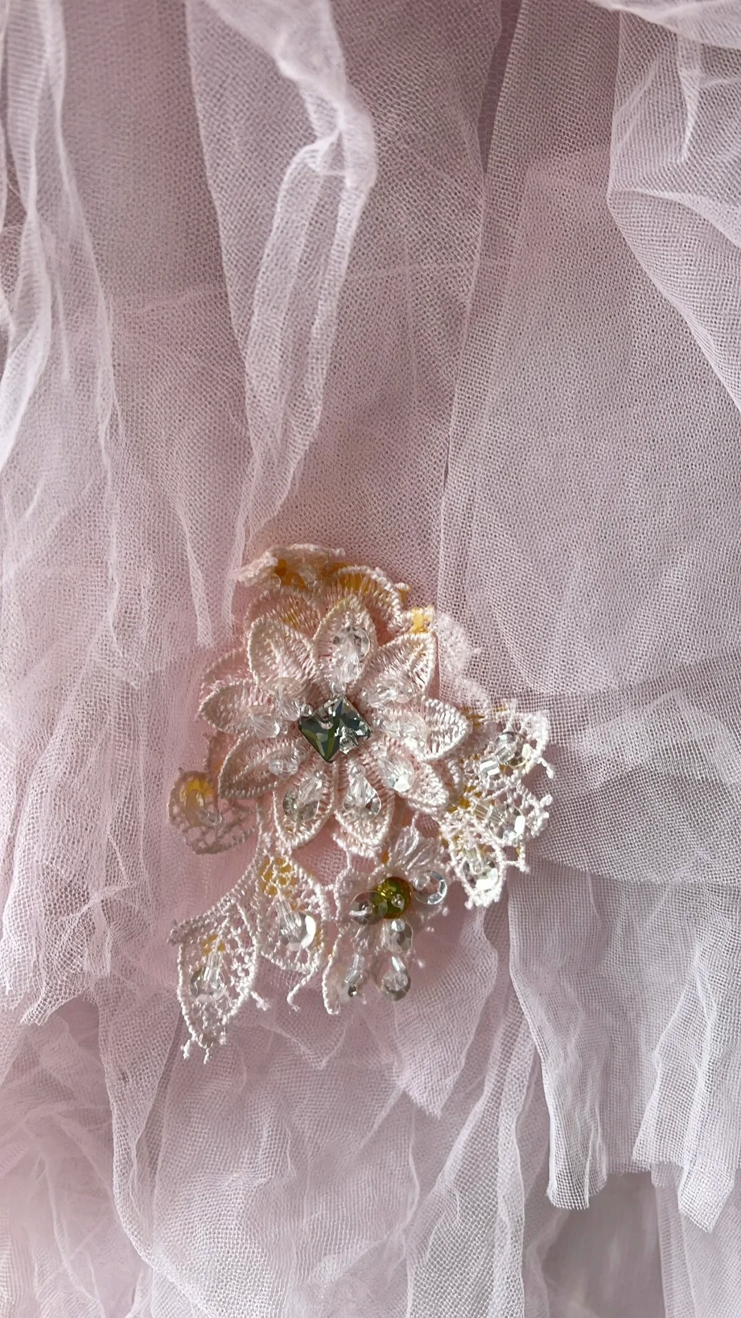 Kleider für die Sweet 16, Ballkleid, trägerlos, Rosa mit gestuften Lagen, Spitzenballkleid, Kleider zum 16. Geburtstag RC0743