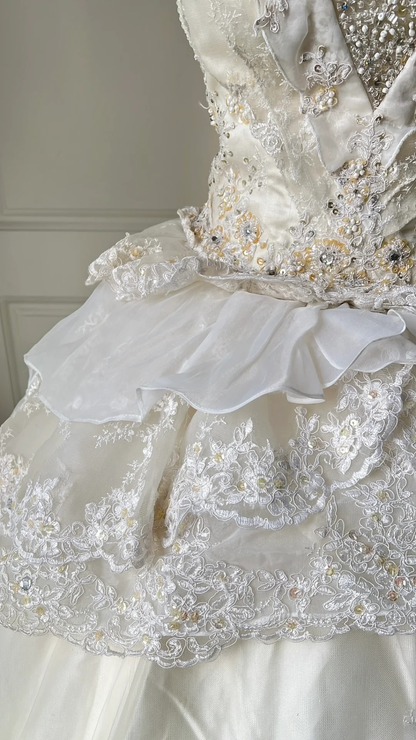 Ballkleid für den 16. Geburtstag, trägerlos, Champagner, mit gestuften Lagen, Ballkleid-Ideen für Sweet 16, 16. Geburtstags-Kleider RC0747