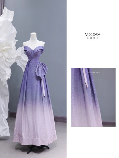 Elegantes, schulterfreies, langes Paillettenkleid in Fliederrosa mit Ombré-Effekt für Abschlussball, festliche Abendgarderobe und Dinnerpartys AS428