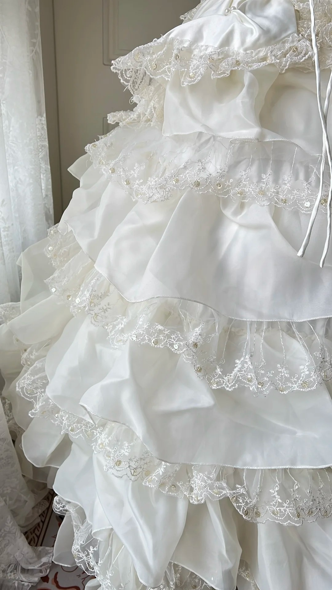 Sweet 16 Kleid Ideen Ballkleid schulterfrei mit Ärmeln gestufte Lagen Ballkleid Sweet Sixteen 16. Geburtstag Kleider RC0750