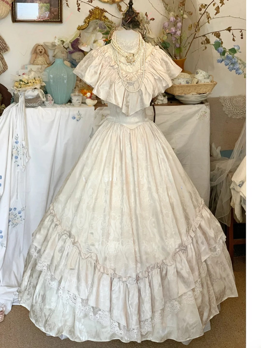 Vintage Wedding Dress White Ball Gown High Neck Lace With Sleeves Bridal Gown for Big Day RB9437