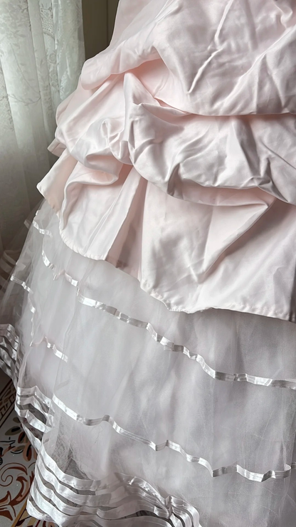 Quinceanera-Kleid für den 15. Geburtstag, schulterfreies Ballkleid in Pink mit gestuften Lagen, langes Outfit für den 16. Geburtstag RC0759