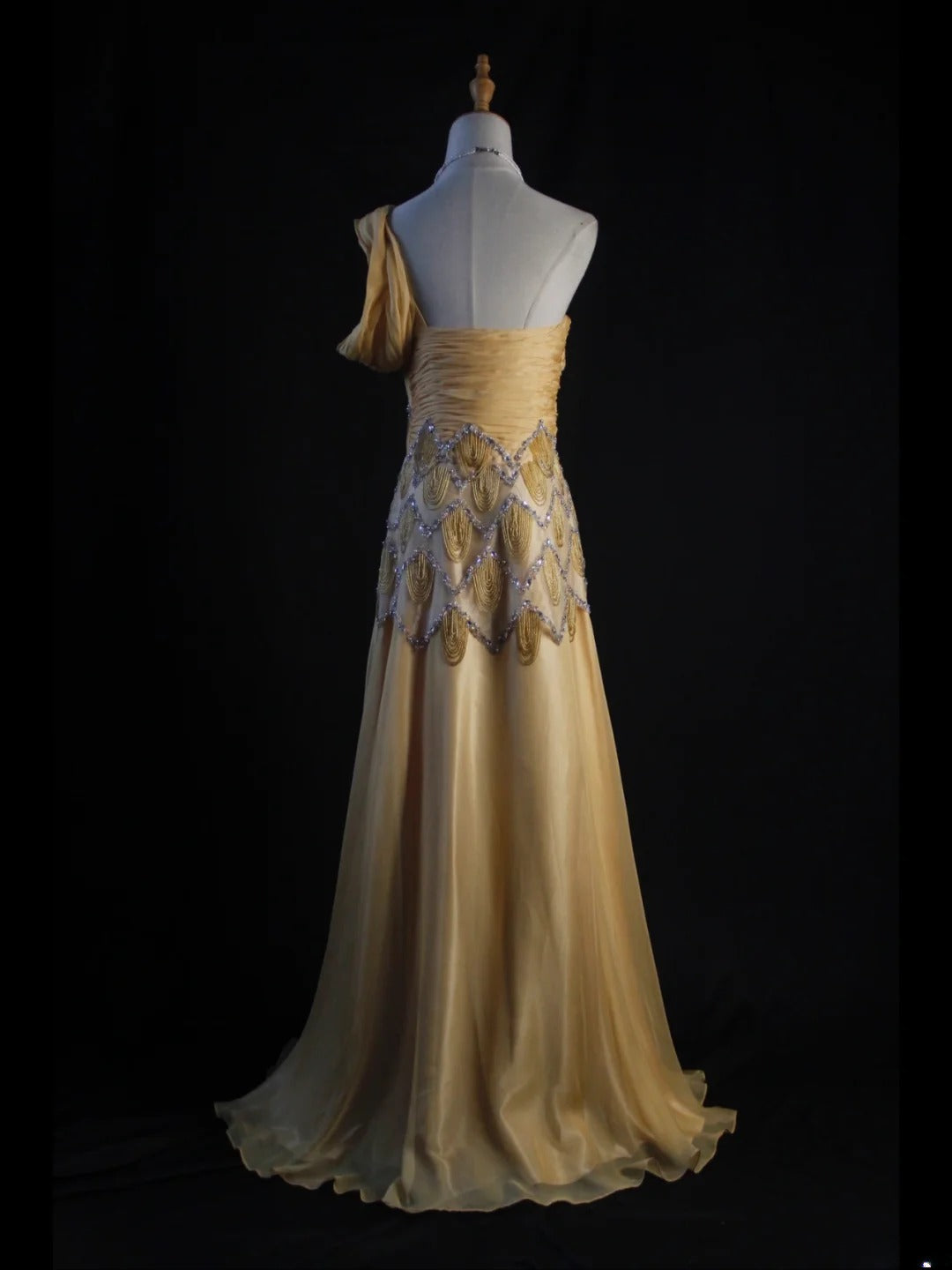 Retro-Abendkleid im Stil der 1950er Jahre: A-Linie, schulterfrei, gelber Chiffon mit silbernen Perlen, langes Kleid, Inspiration für den 22. Geburtstag, formelles Kleid AS443