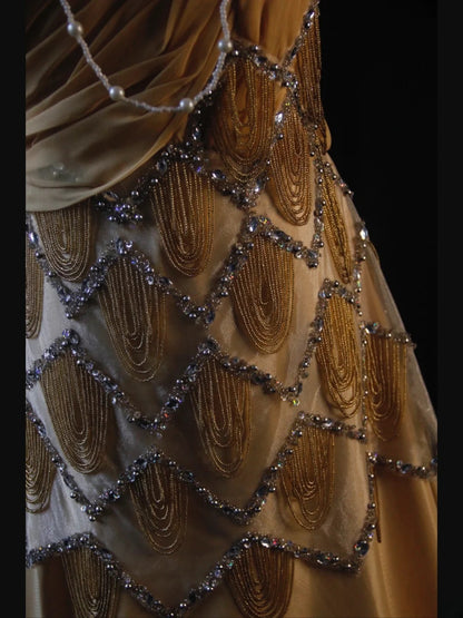 Retro-Abendkleid im Stil der 1950er Jahre: A-Linie, schulterfrei, gelber Chiffon mit silbernen Perlen, langes Kleid, Inspiration für den 22. Geburtstag, formelles Kleid AS443