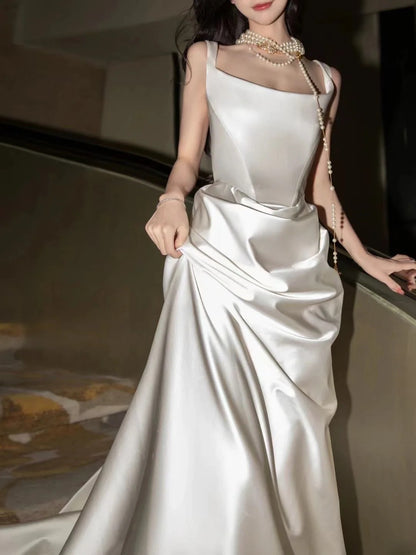 Robe de mariée longue et simple, sirène blanche, en satin plissé, style satin soyeux, coupe ajustée, AS445