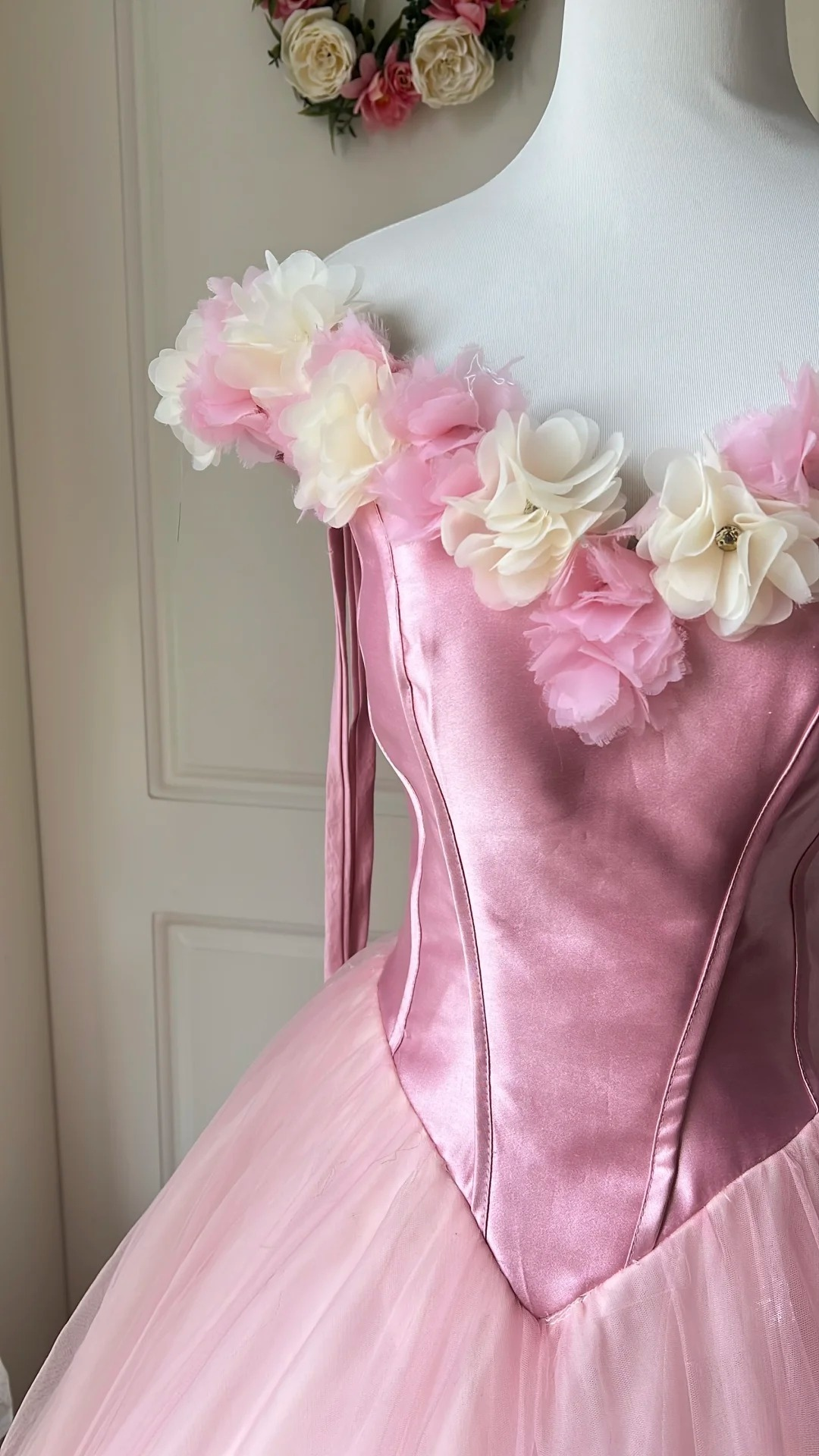 Ideen für Sweet 16 Kleider: Ballkleid schulterfrei mit Blumen, Tüll, rosa Ballkleid, Sweet Sixteen, Kleid zum 16. Geburtstag RC0765