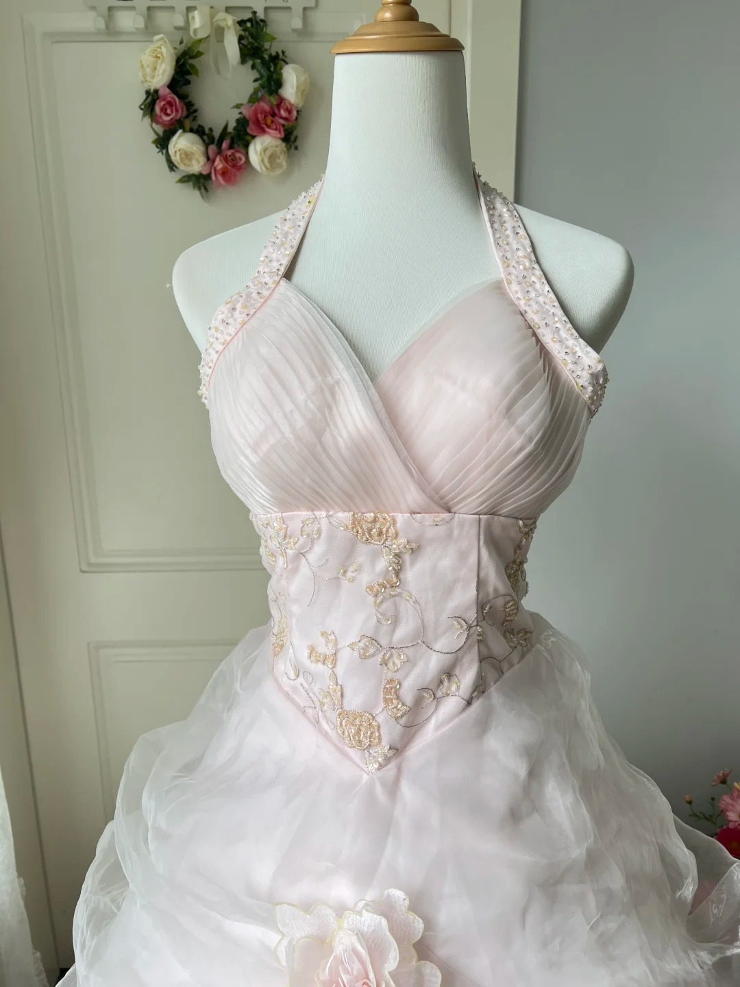 Sweet 15 Dress Quinceanera Dresses Ball Gown Halter Pink With Tiered Flower Long 16th Birthday Outfits RC0768