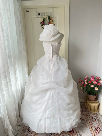 Ideen für Sweet-16-Kleider Ballkleid trägerlos mit Spitzen-Schleife rosa Ballkleid Sweet Sixteen 16. Geburtstag Kleider RC0769