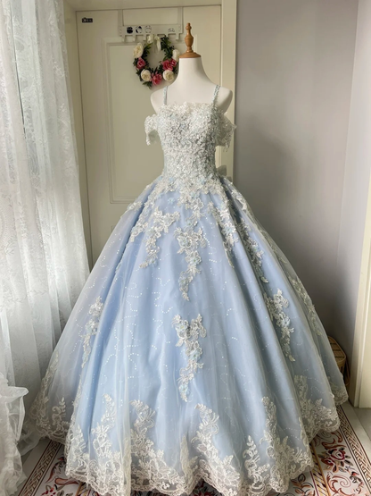 Quinceanera-Kleid für den 15. Geburtstag, Ballkleid mit Spaghettiträgern, helles Himmelblau mit Spitze, langes Outfit für den 16. Geburtstag RC0772
