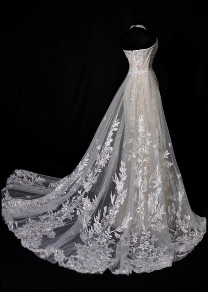 Romantisches langes Brautkleid, weißes Meerjungfrauen-Kleid, trägerlos, aus Spitze, mit Schleppe, AS456