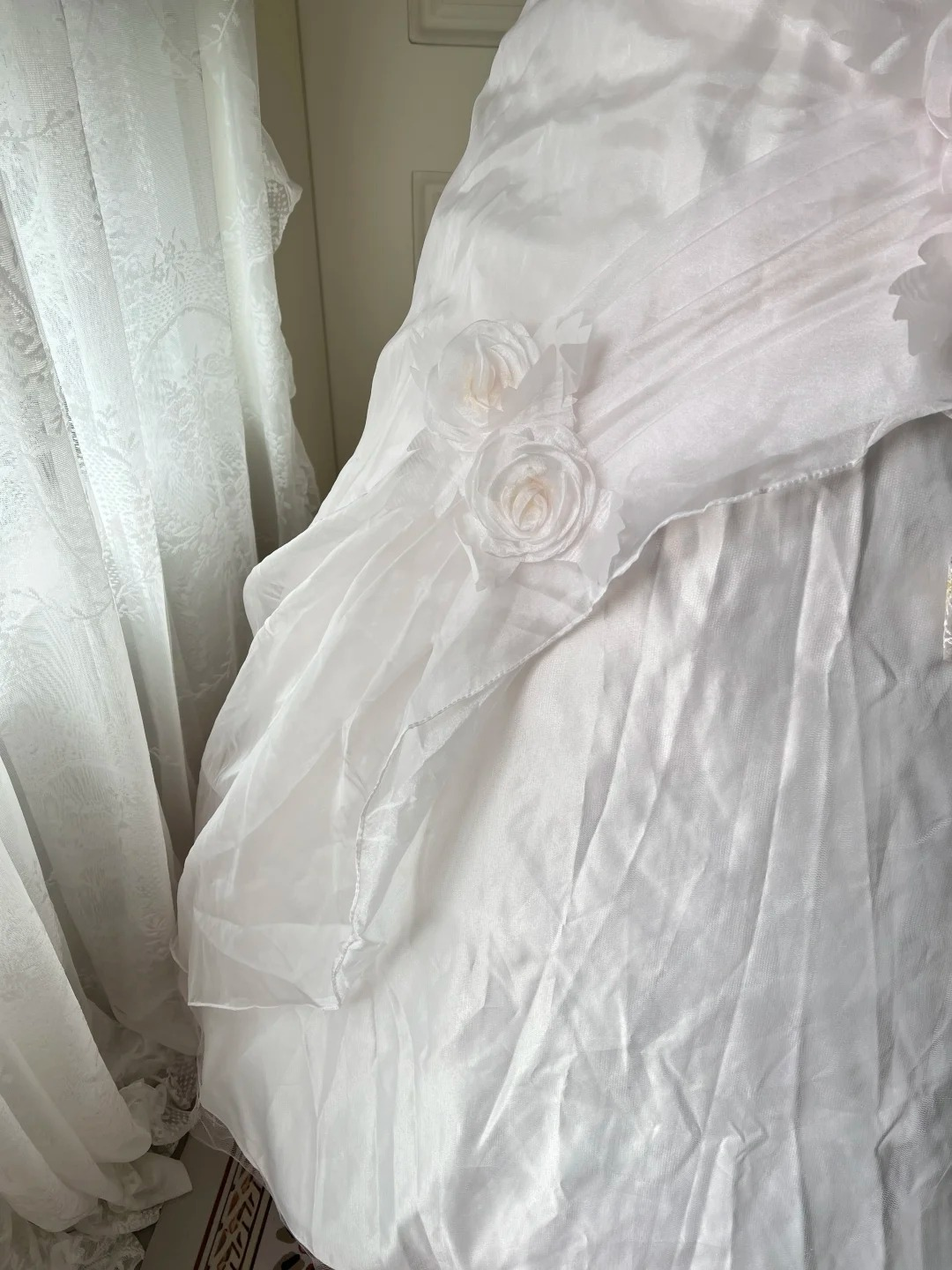 Ballkleid-Ideen für den 16. Geburtstag: Trägerloses Ballkleid in Hellrosa mit Spitzenblumen, 16. Geburtstag-Kleider RC0773