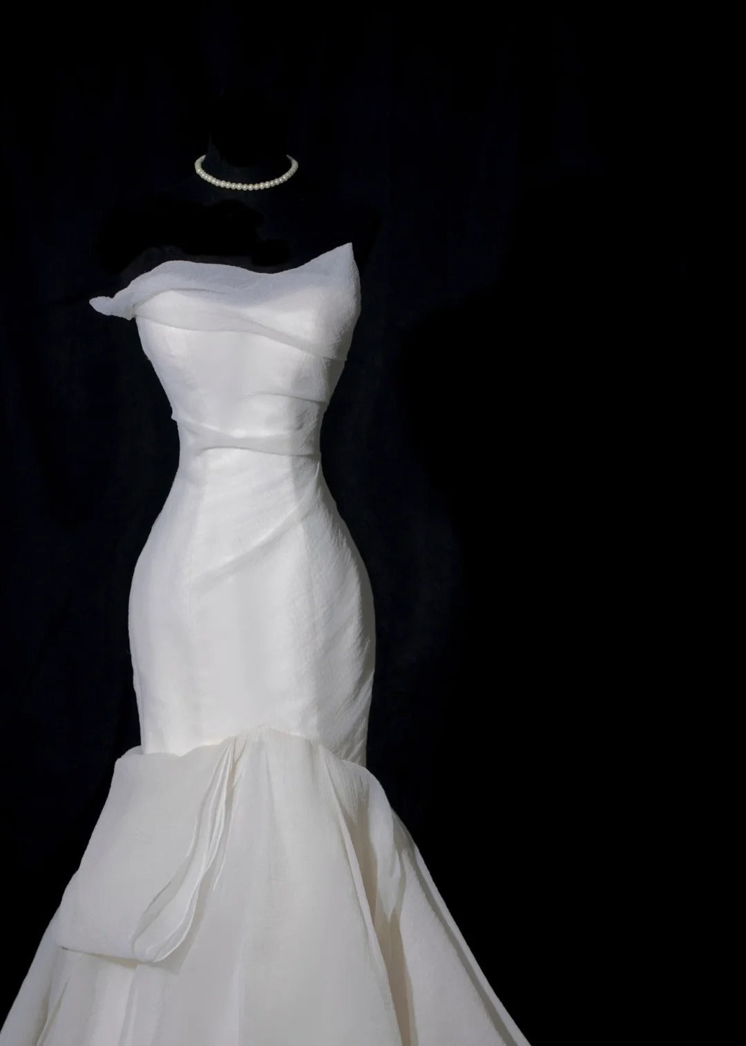 Modest Long Wedding Dresses Mermaid Strapless Chiffon Style for Bride With Pleated Bodice Train Bridal Dresses AS457