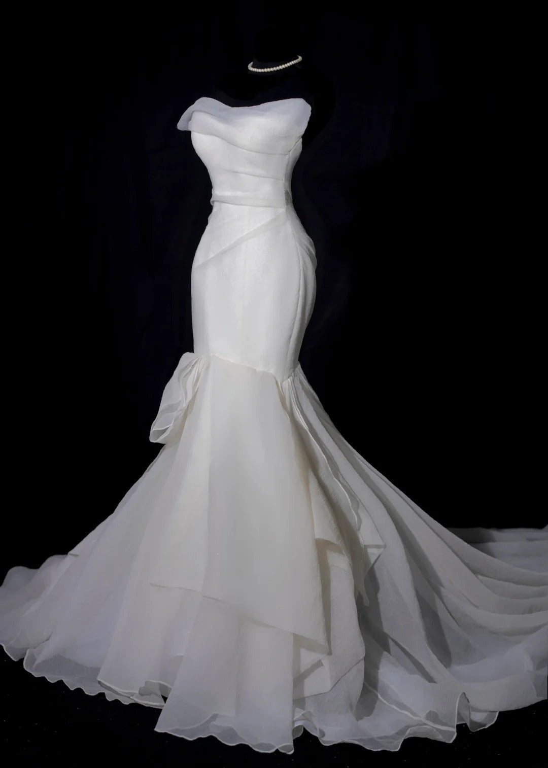 Modest Long Wedding Dresses Mermaid Strapless Chiffon Style for Bride With Pleated Bodice Train Bridal Dresses AS457