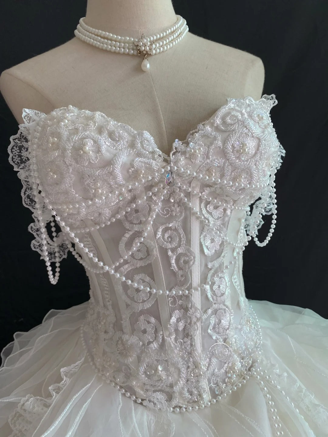 Aesthetic Ball Gown Sweetheart White Tulle Long With Tiered Layers Lace Long Quince Dress inspo Quinceanera Dresses Formal 16th Birthday Outfits RB7917