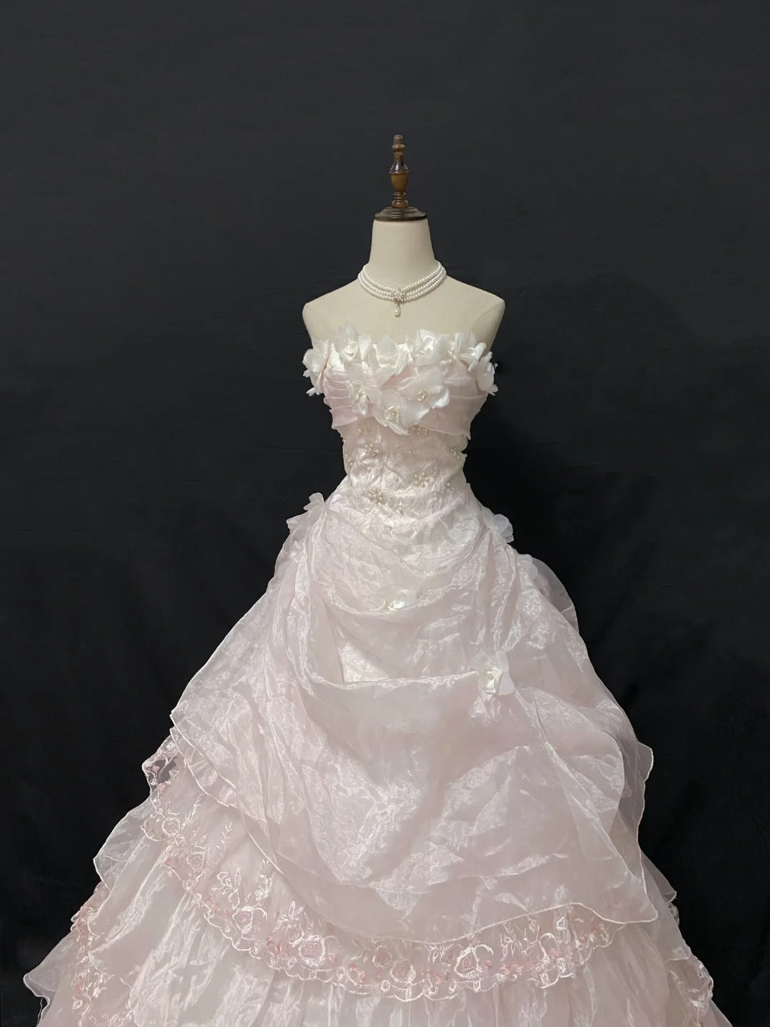 Princesses Ball Gown Strapless Pink Organza Long With Tiered Layers Flowers Quince Dress inspo Quinceanera Dresses Formal 16th Birthday Outfit RB7919