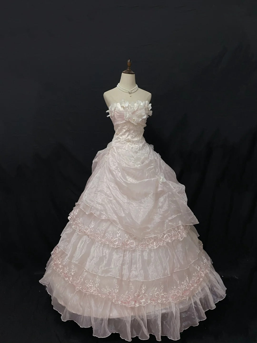 Princesses Ball Gown Strapless Pink Organza Long With Tiered Layers Flowers Quince Dress inspo Quinceanera Dresses Formal 16th Birthday Outfit RB7919