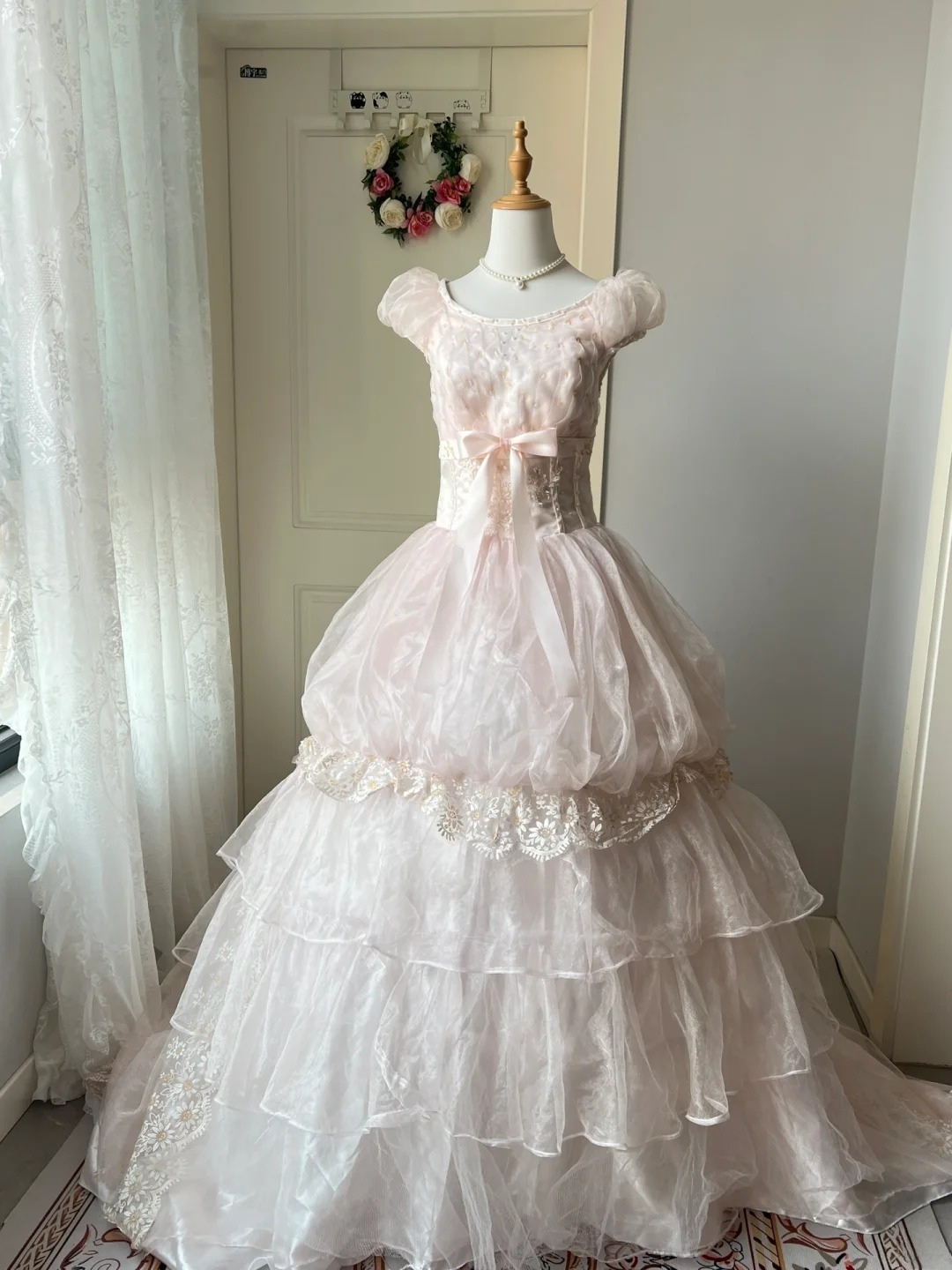 Ideen für Sweet 16 Kleider Ballkleid U-Boot-Ausschnitt Hellrosa mit Ärmeln Ballkleid Sweet Sixteen 16. Geburtstag Kleider RC0785