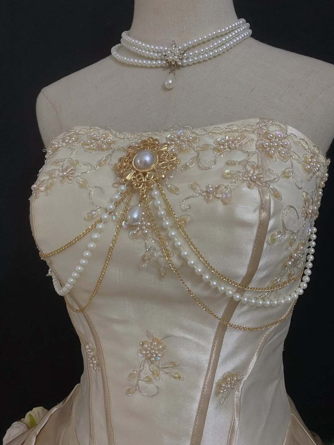 Princesses Ball Gown Strapless Gold Lace Long With Tiered Layers Quince Dress inspo Quinceanera Dresses Formal 16th Birthday Outfit RB7928