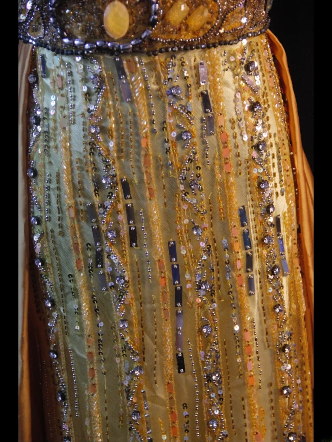 Retro-80er-Jahre-A-Linien-Kleid aus gelbem Tüll mit Perlenstickerei, trägerlos, langes Ballkleid, Inspiration für den 22. Geburtstag, formelles Kleid AS472