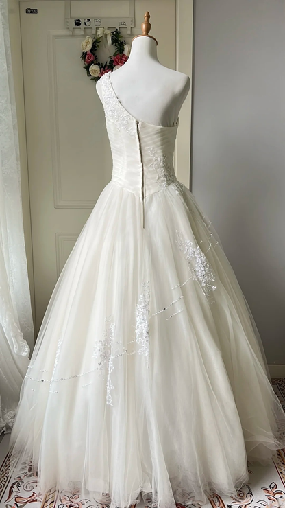 Weißes Brautkleid Ballkleid mit einer Schulter ärmellos aus Spitze und Tüll langes Brautkleid RC0788