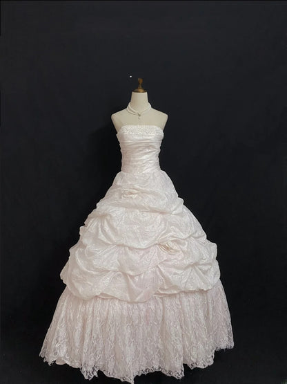 Princesses Fairytale Ball Gown Strapless Light Pink With Tiered Layers Lace Quince Dress Quinceanera Dresses Formal 16th Birthday Outfit RB7932