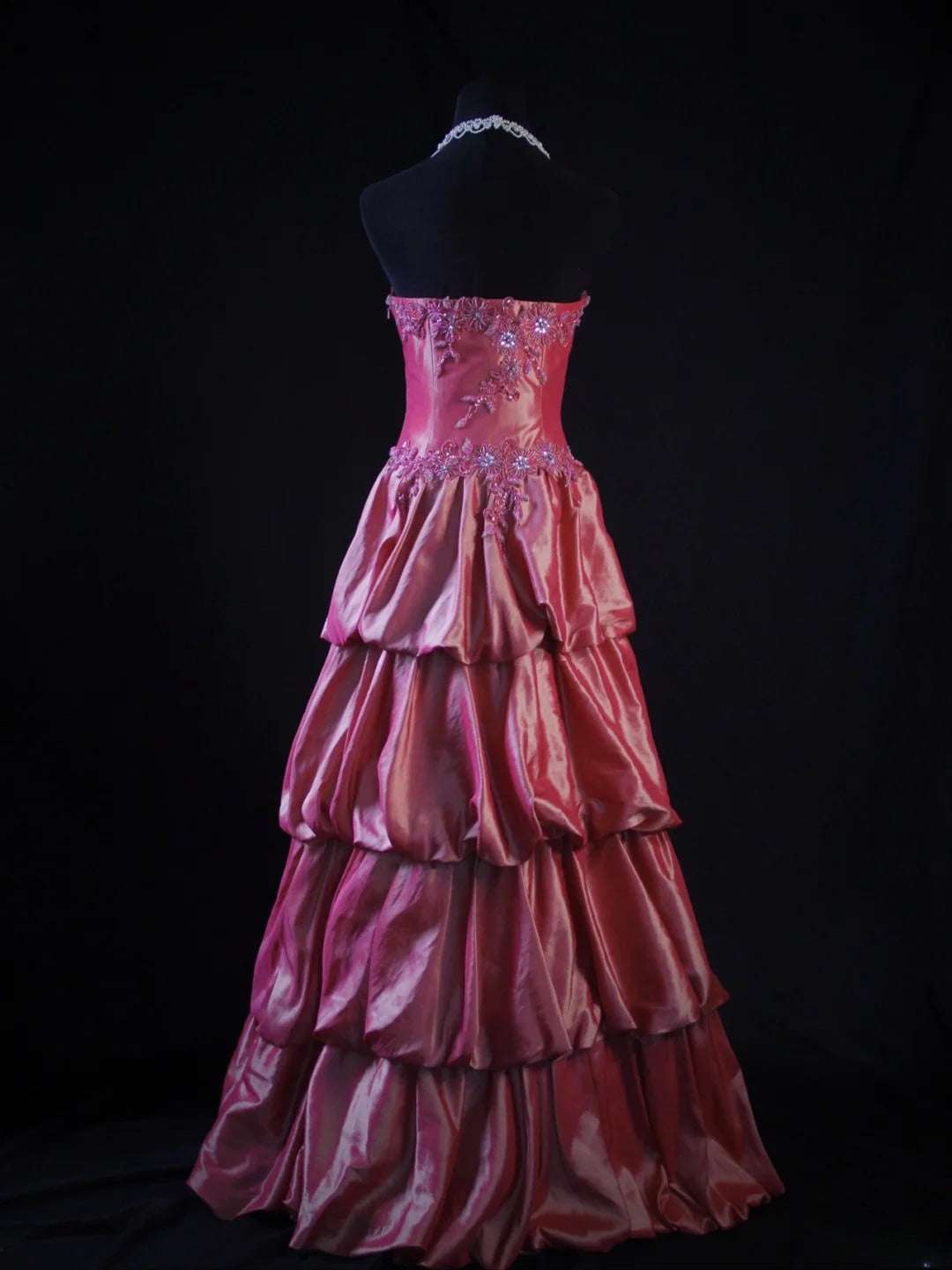 Robe de bal rétro années 80, bustier en satin rose orné de perles, longue, inspiration pour une tenue de 22e anniversaire, robe de soirée AS476