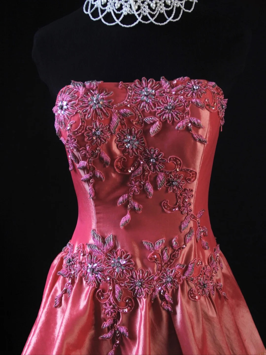 Robe de bal rétro années 80, bustier en satin rose orné de perles, longue, inspiration pour une tenue de 22e anniversaire, robe de soirée AS476