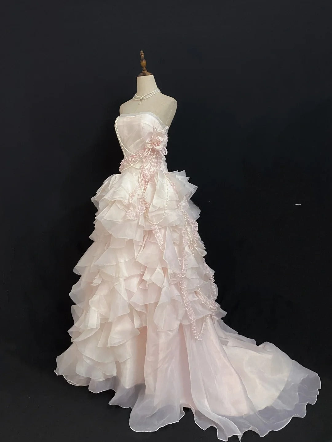 Princesses Fairytale Ball Gown Strapless Light Pink Long With Tiered Layers Long Quince Dress Quinceanera Dresses Formal Birthday Outfits RB7941