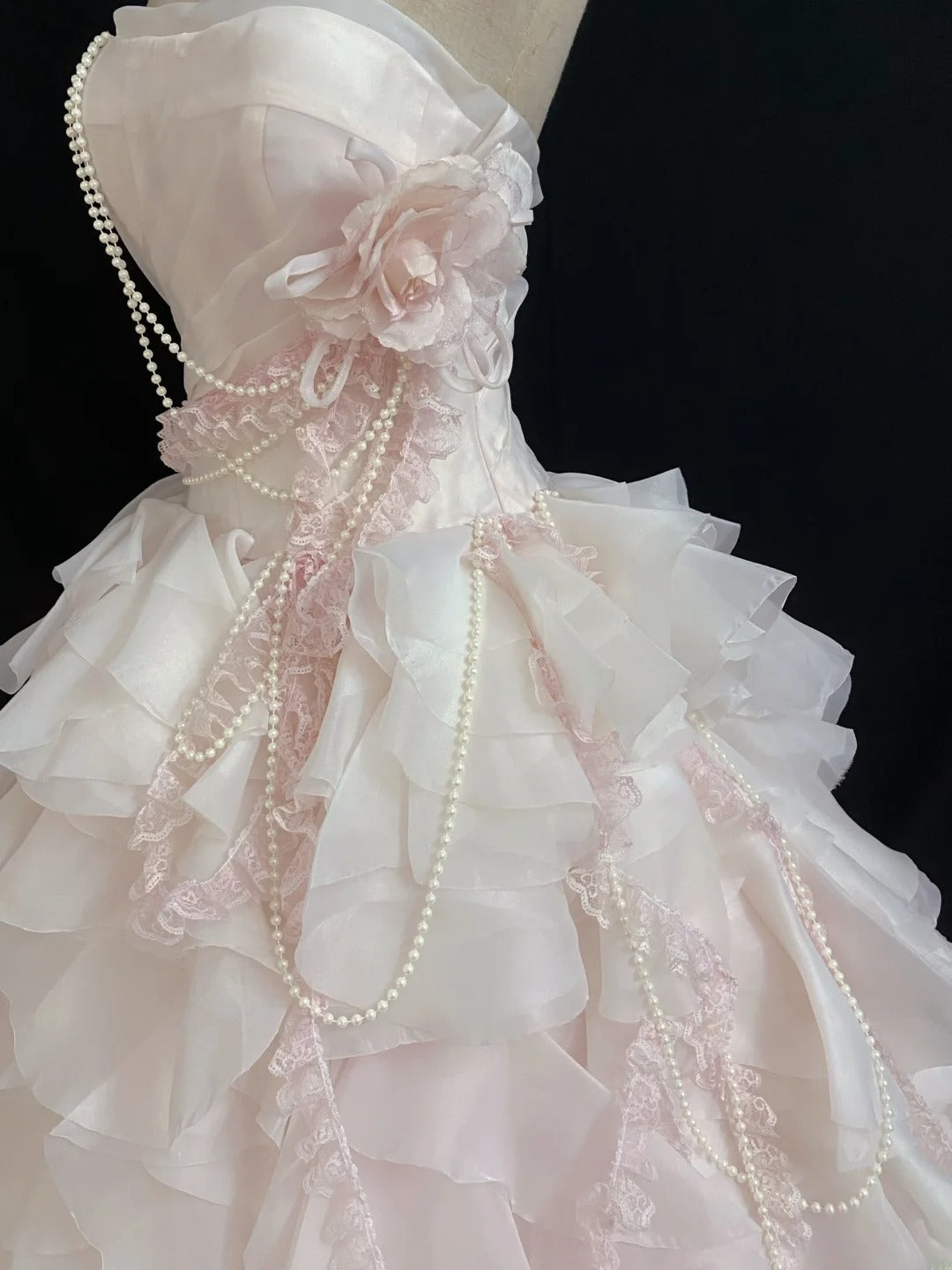 Princesses Fairytale Ball Gown Strapless Light Pink Long With Tiered Layers Long Quince Dress Quinceanera Dresses Formal Birthday Outfits RB7941