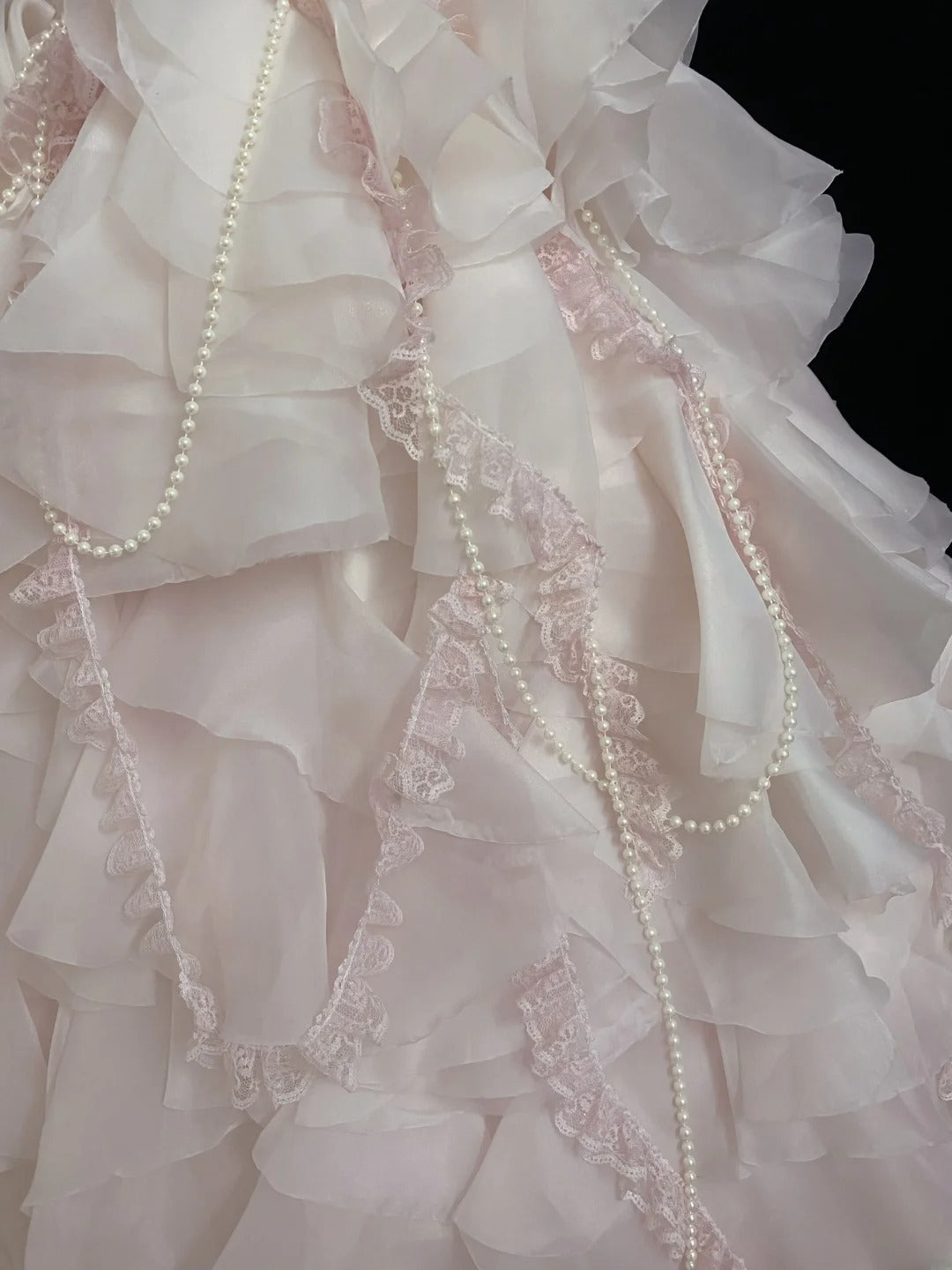 Princesses Fairytale Ball Gown Strapless Light Pink Long With Tiered Layers Long Quince Dress Quinceanera Dresses Formal Birthday Outfits RB7941