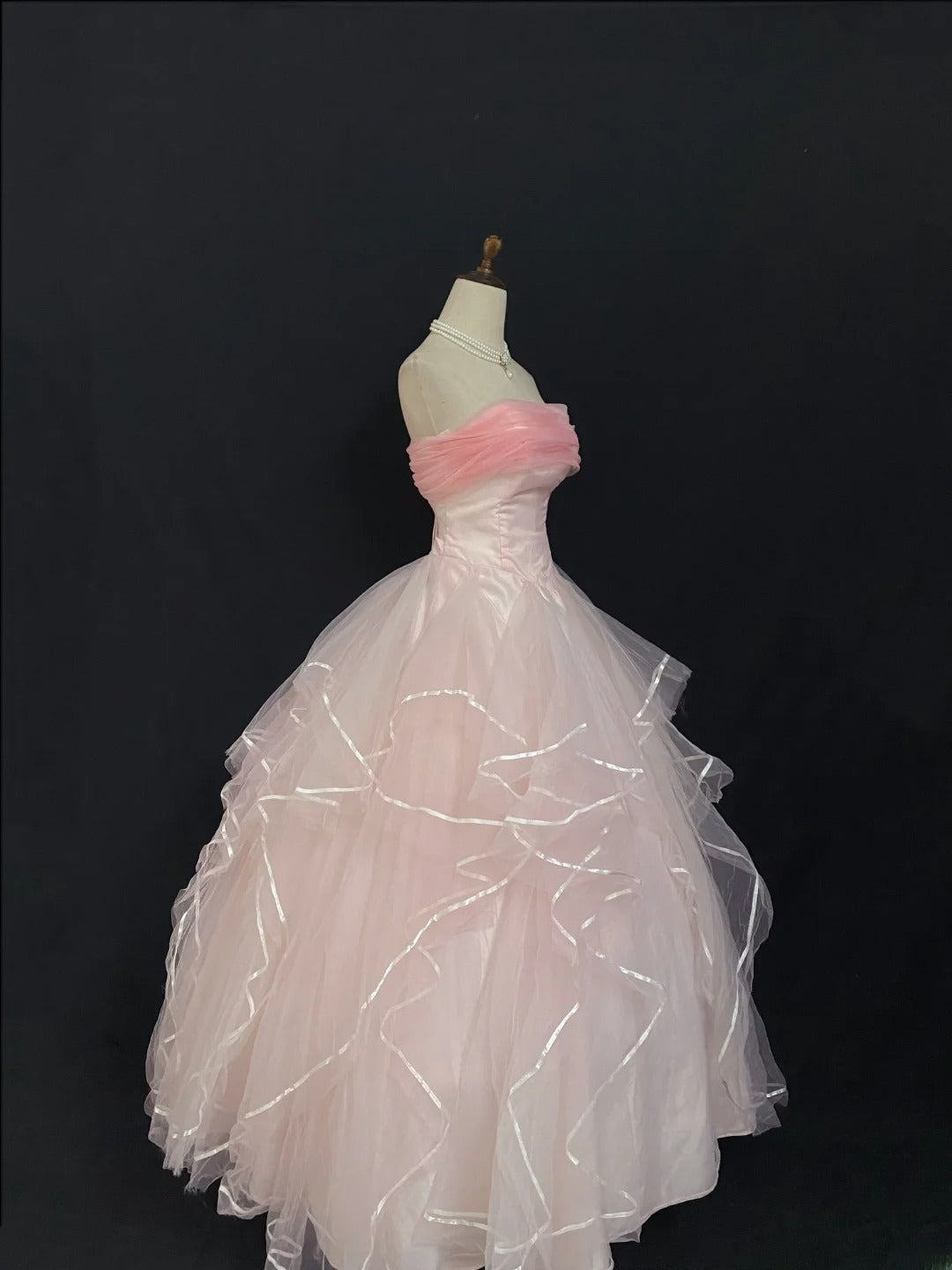 Princesses Fairytale Ball Gown Strapless Light Pink Long With Tiered Long Quince Dress Quinceanera Dresses Formal Birthday Outfits RB7943