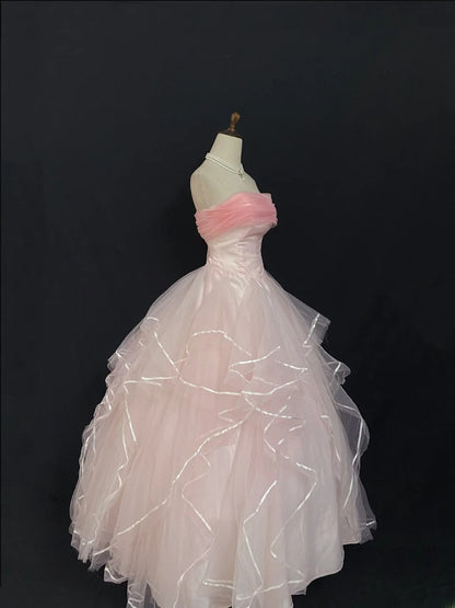 Princesses Fairytale Ball Gown Strapless Light Pink Long With Tiered Long Quince Dress Quinceanera Dresses Formal Birthday Outfits RB7943