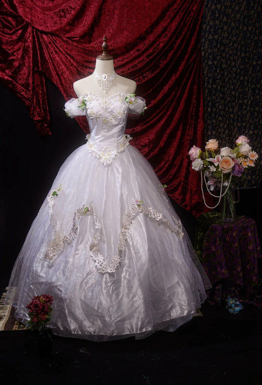 Pretty Ball Gown Off The Shoulder White Tulle Quinceanera Dresses For Sweet 15 15 Anos Gown Formal Outfits RB8634