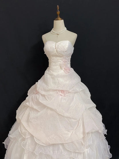 Princesses Fairytale Ball Gown Sweetheart Light Pearl Pink Long With Tiered Long Quince Dress Quinceanera Dresses Formal Birthday Outfits RB7944
