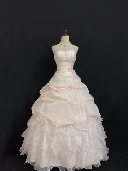 Princesses Fairytale Ball Gown Sweetheart Light Pearl Pink Long With Tiered Long Quince Dress Quinceanera Dresses Formal Birthday Outfits RB7944