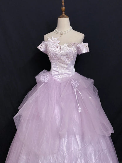 Princesses Fairytale Ball Gown Off The Shoulder Lilac With Flowers Lace Quince Dress Quinceanera Dresses Formal 16th Birthday Outfit RB7945