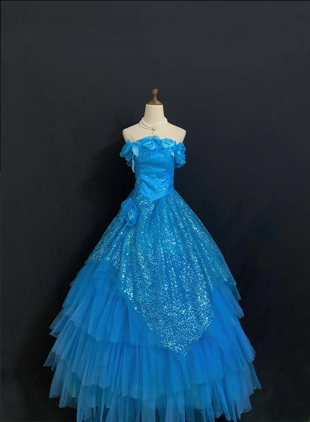 Princesses Fairytale Ball Gown Strapless Royal Blue Long With Flowers Long Quince Dress Quinceanera Dresses Formal Birthday Outfits RB7946
