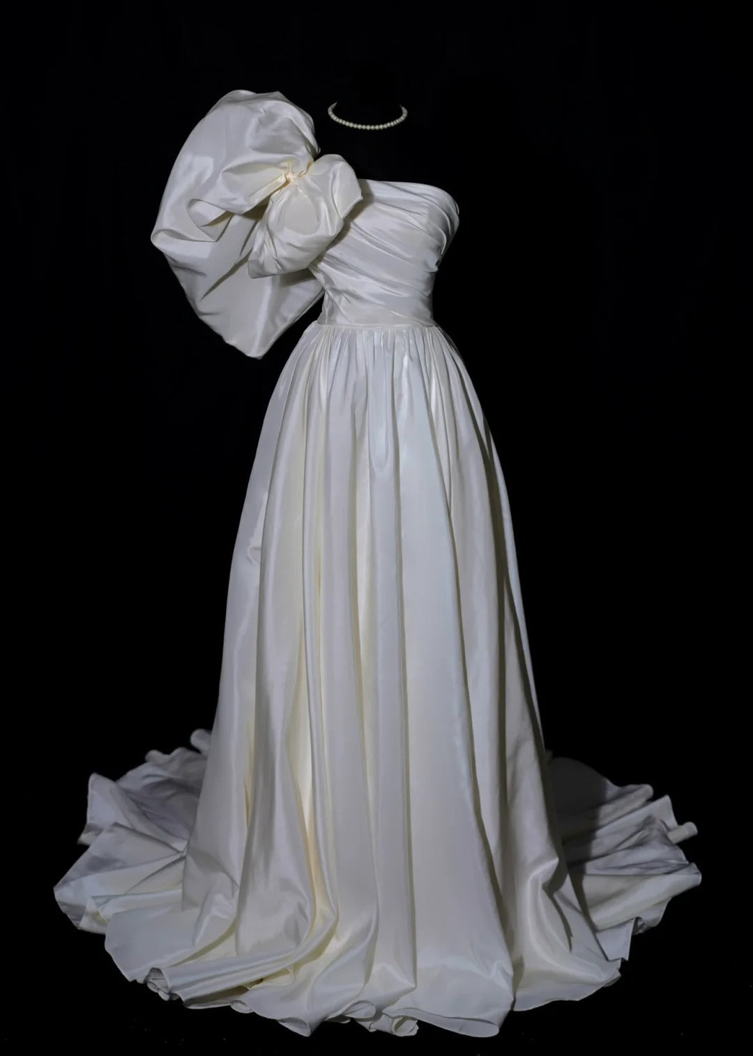 Modest Long Wedding Dresses A Line One Shoulder Satin Style For Bride With Pleated Bodice Train Bridal Dresses AS488