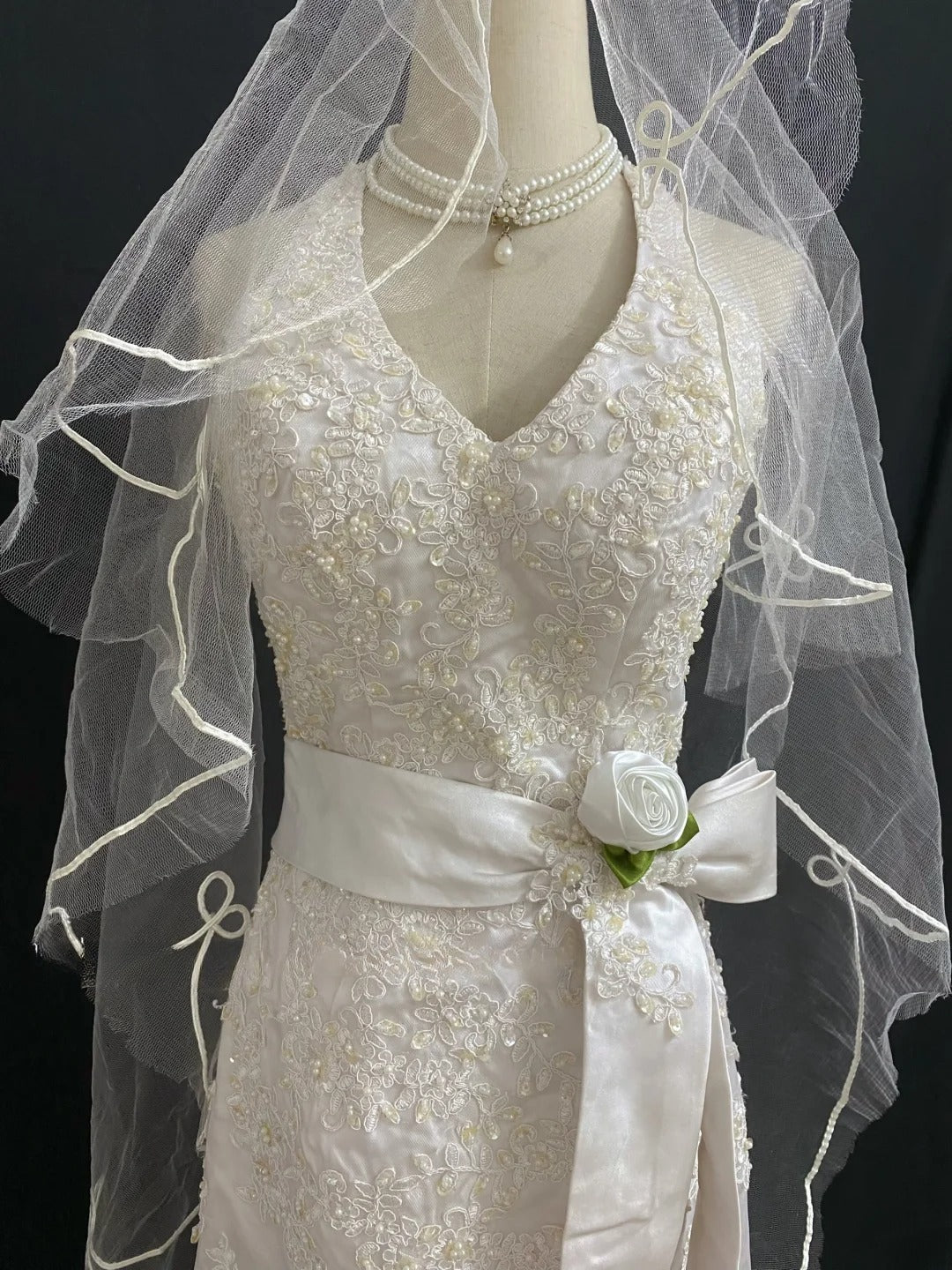 Vintage 80s Mermaid Halter Ivory Lace With Flowers Wedding Veil Brides Gown Bridal Dress Wedding Dresses RB7748