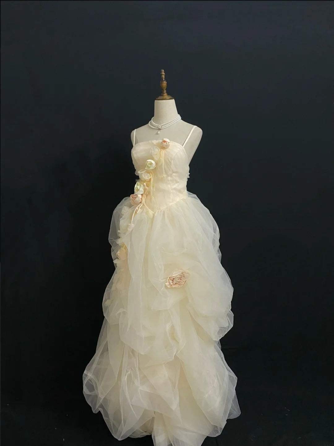 Princesses Fairytale Ball Gown Spaghetti Straps Yellow Long With Flowers Long Quince Dress Quinceanera Dresses Formal Birthday Outfits RB7949
