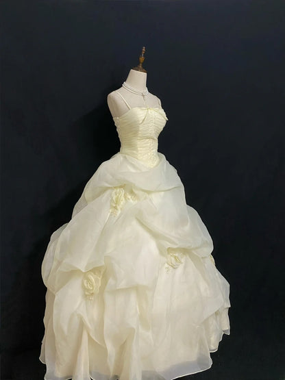 Princesses Fairytale Ball Gown Spaghetti Straps Yellow Long With 3D Flowers Long Quince Dress Quinceanera Dresses Formal Birthday Outfits RB7951