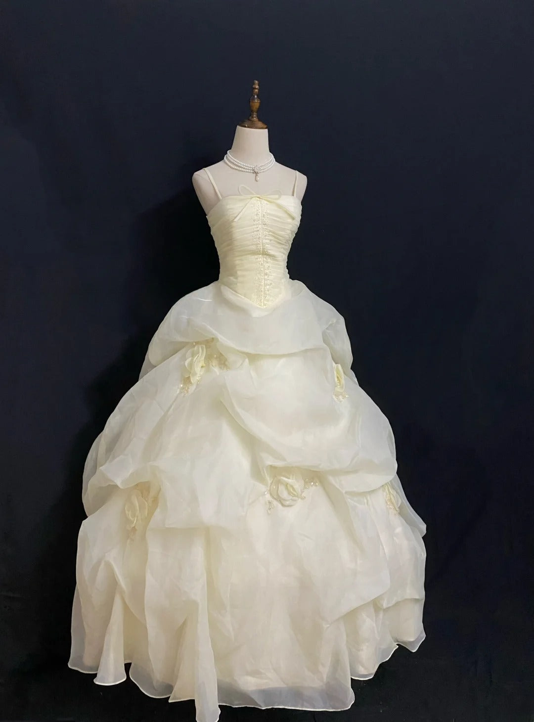Princesses Fairytale Ball Gown Spaghetti Straps Yellow Long With 3D Flowers Long Quince Dress Quinceanera Dresses Formal Birthday Outfits RB7951