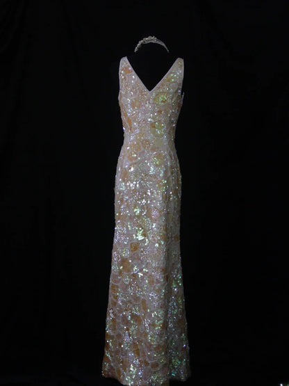 Retro-Etui-Kleid im 80er-Jahre-Stil mit V-Ausschnitt, Pailletten, lang und schmal geschnitten – Inspiration für das Outfit zum 22. Geburtstag – formelles Kleid AS495