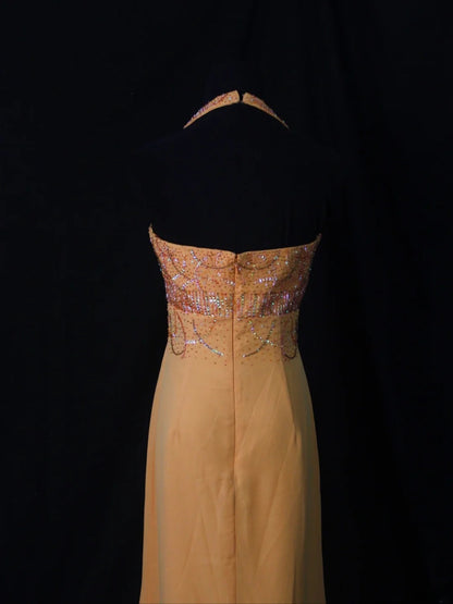 Robe de bal rétro années 80, dos nu asymétrique, en mousseline orange avec perles argentées - Inspiration pour une tenue de 22e anniversaire - Robe de soirée AS498