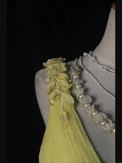 Vintage Etuikleid aus gelbem Tüll mit Blumenmuster und V-Ausschnitt, ideal für den 18. Geburtstag, den Abschlussball oder als Cocktailkleid (AS499)