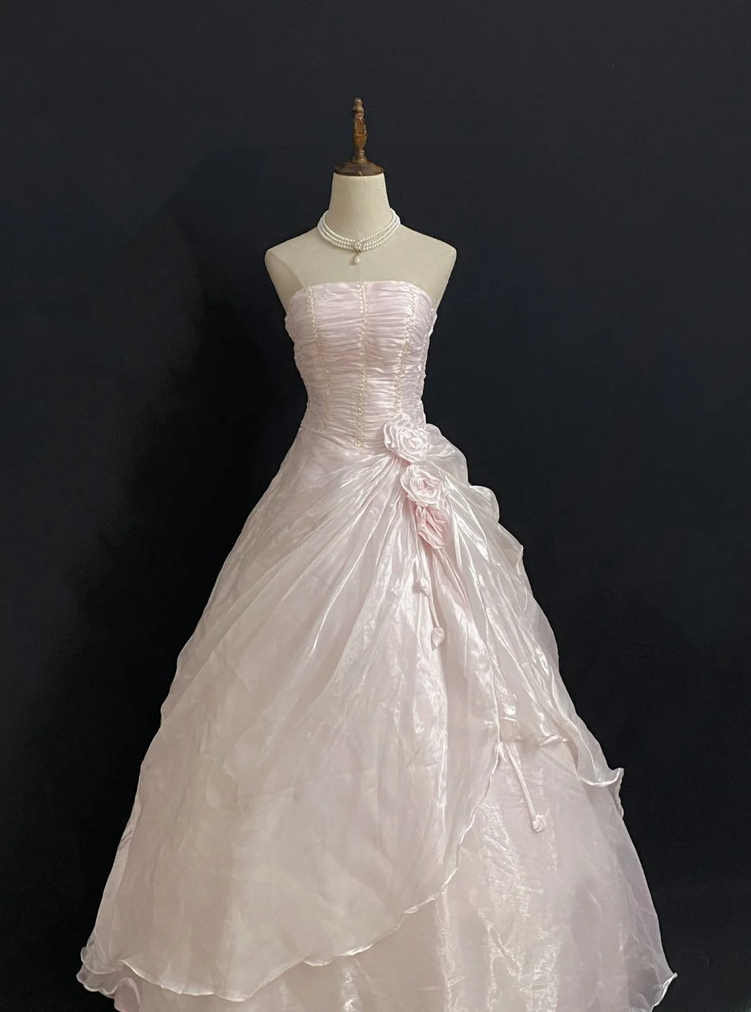 Princesses Fairytale Ball Gown Strapless Light Pink With Flowers Ruffled Quince Dress Quinceanera Dresses Formal 16th Birthday Outfit RB7957