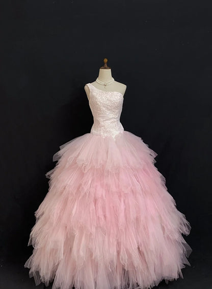 Princesses Fairytale Ball Gown One Shoulder Pink Tulle Long With Lace Long Quince Dress Quinceanera Dresses Formal Birthday Outfits RB7961