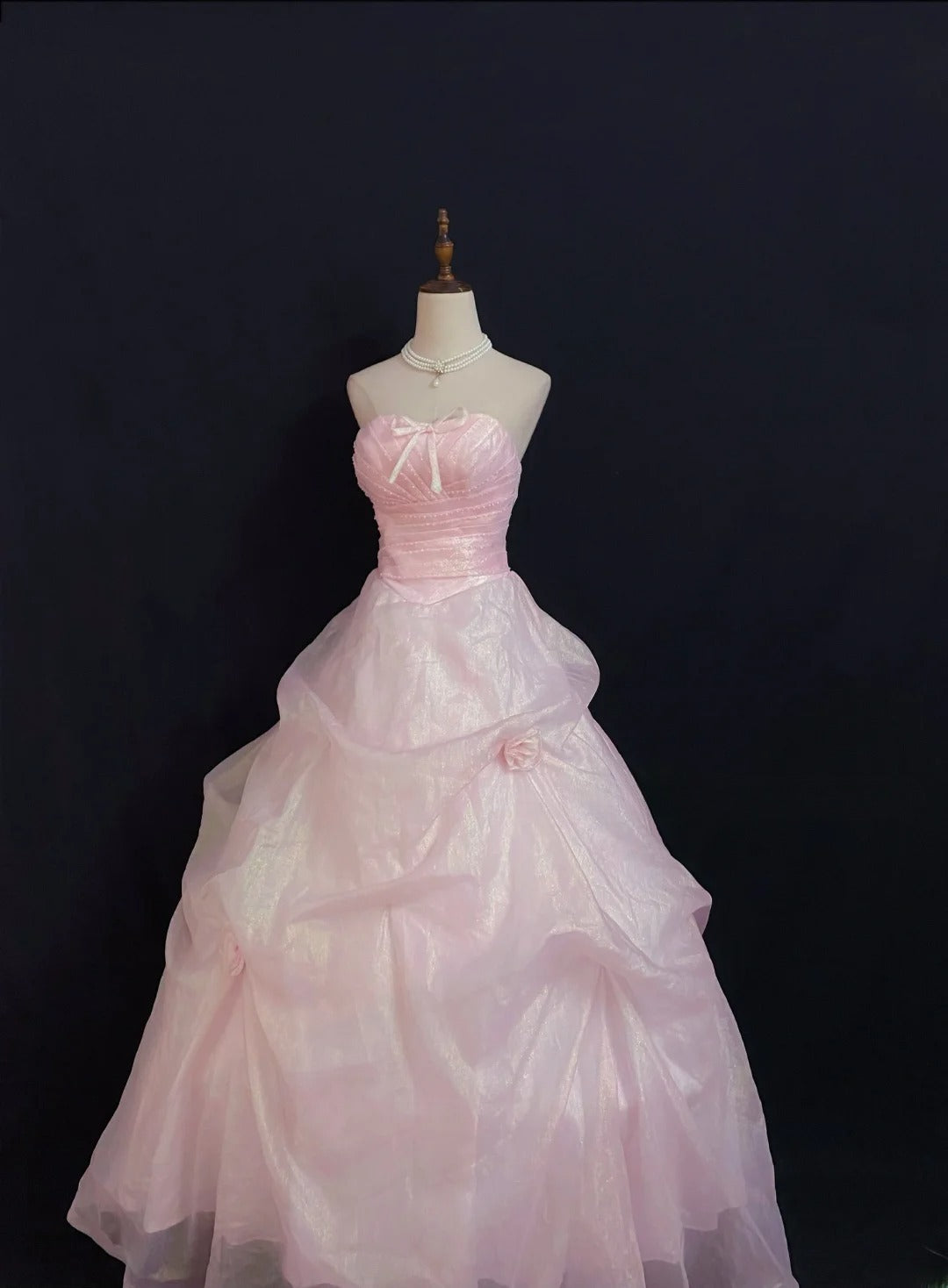 Princesses Fairytale Ball Gown Strapless Pink With Bow Ruffled Quince Dress Quinceanera Dresses Formal 16th Birthday Outfit RB7962