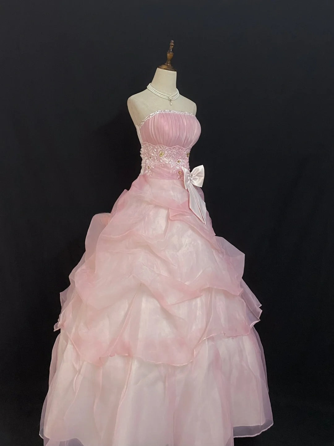 Princesses Fairytale Ball Gown Strapless Pink With Bow Ruffled Quince Dress Quinceanera Dresses Formal 17th Birthday Outfit RB7964