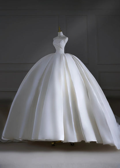 Romantisches langes Brautkleid, weißes Ballkleid, trägerlos, figurbetont mit Schleppe, Brautkleid AS509